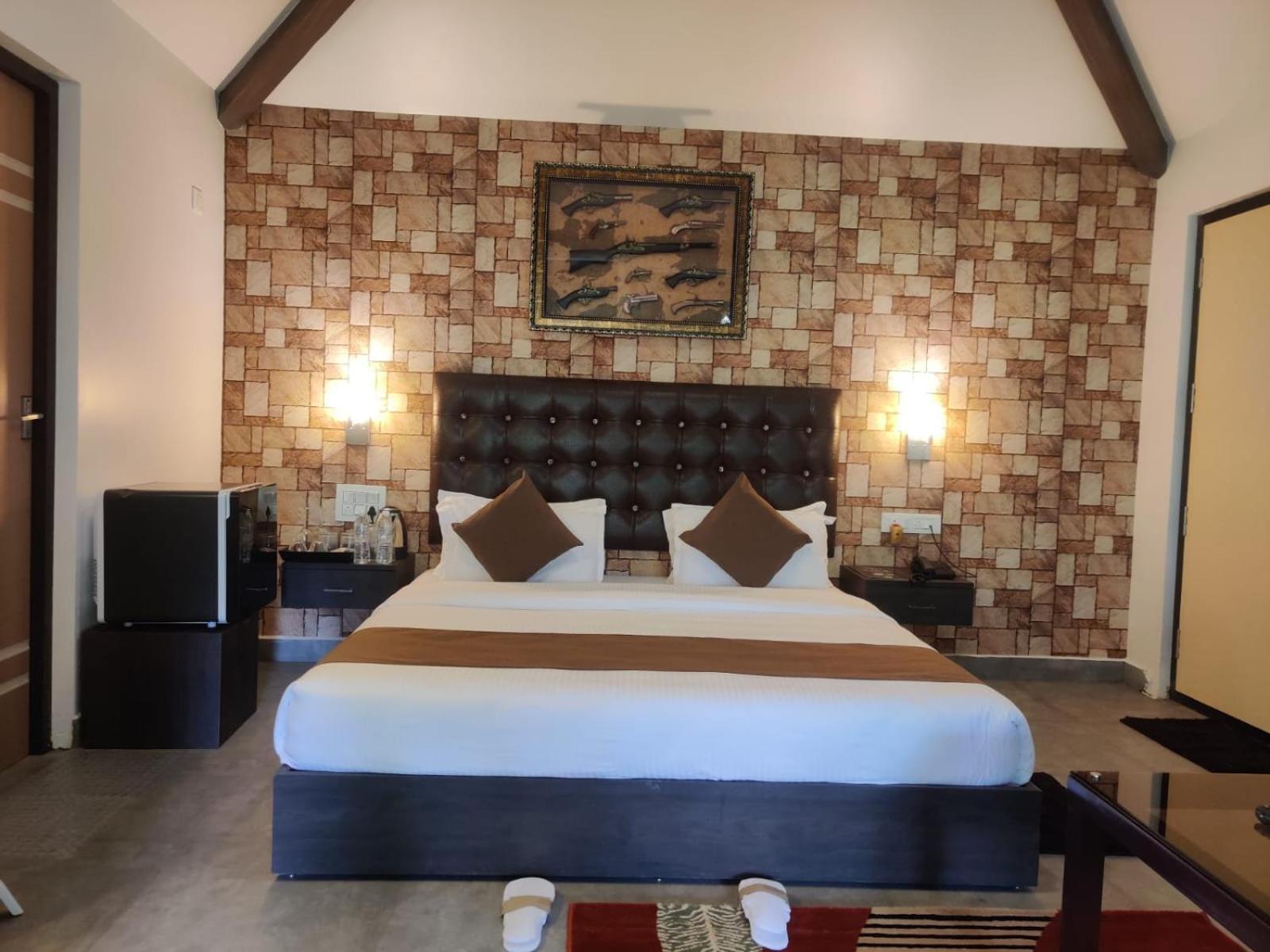 Misty Rain Estate Hotel Madikeri Buitenkant foto